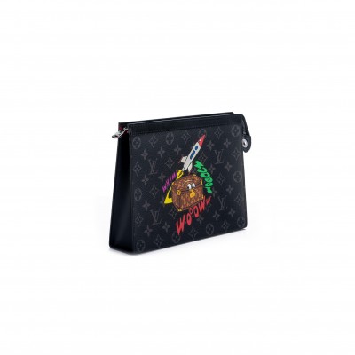 LOUIS VUITTON POCHETTE VOYAGE COMIC TRUNK MONOGRAM ECLIPSE CANVAS MM M80914 (26*20*5cm)